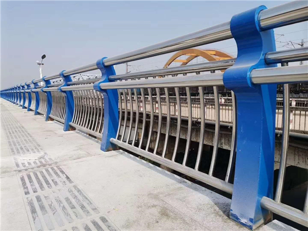 宜昌304不锈钢复合管护栏的生产工艺揭秘